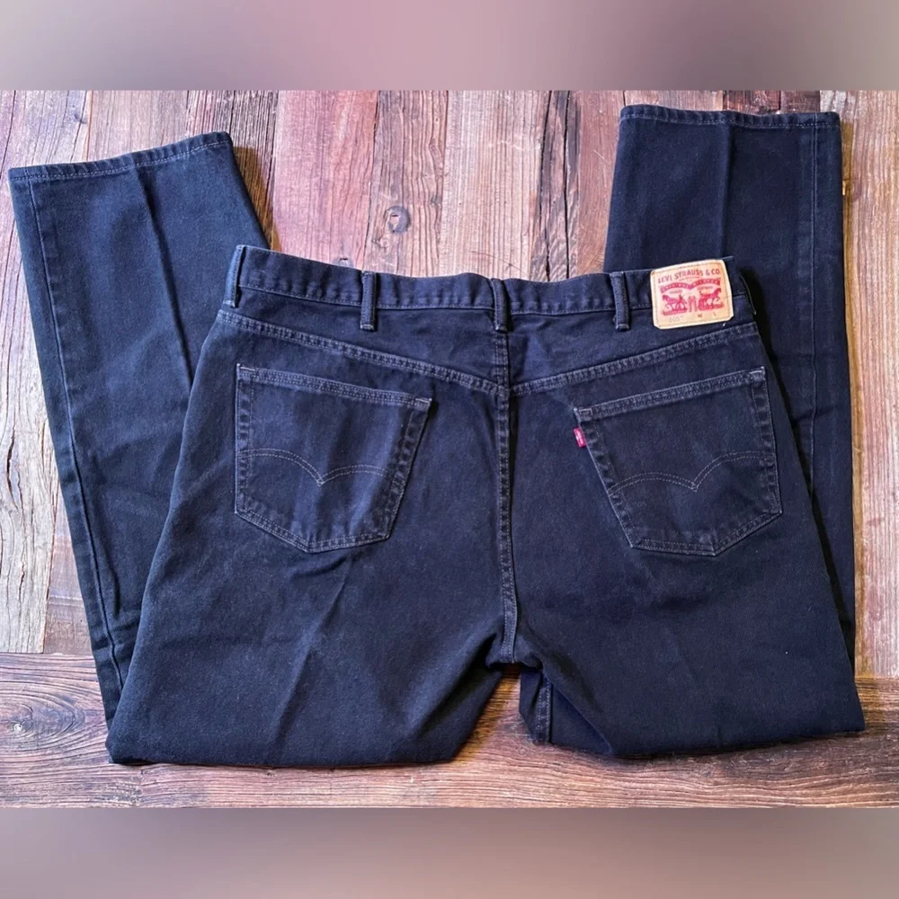 Levi Strauss & Co 505 straight fit. 46x34 black